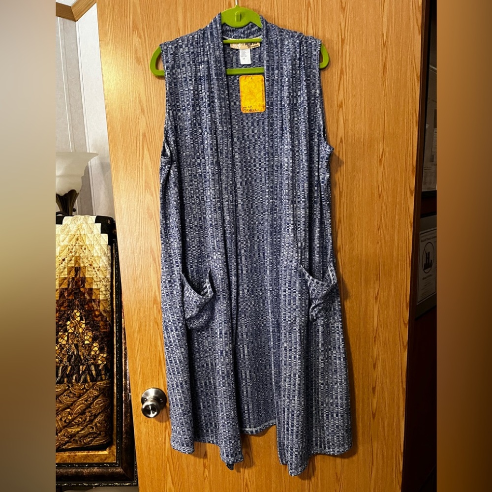 Nwt blue and white long vest size 1x